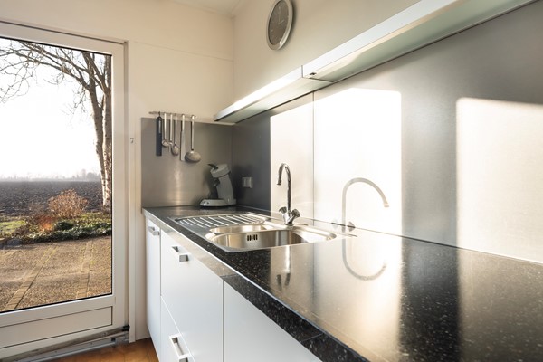 Medium property photo - K. van Zandbergenstraat 12, 9076 GB Sint Annaparochie